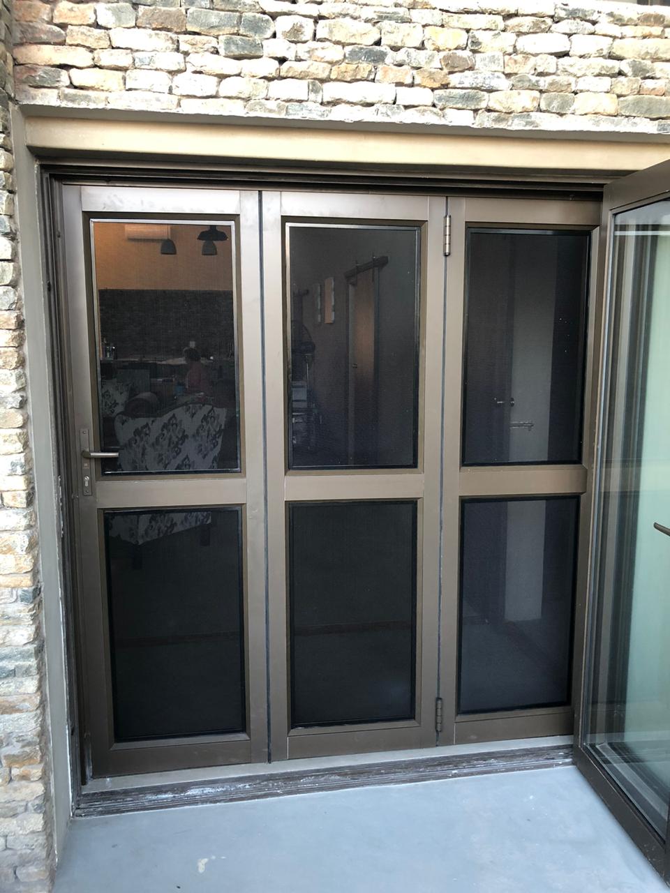 Home security mesh systems