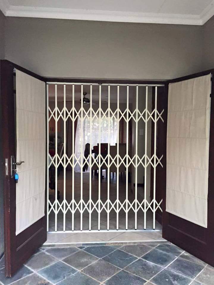 SU 20Security Gates in Amanzimtoti