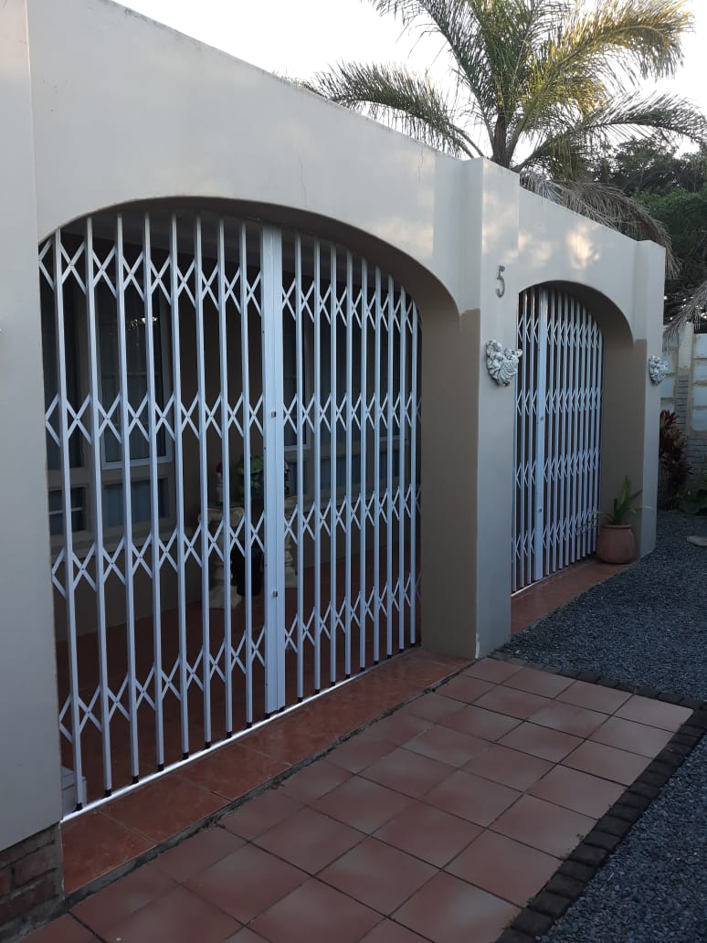 SU 20 Security Gates in Nelspruit